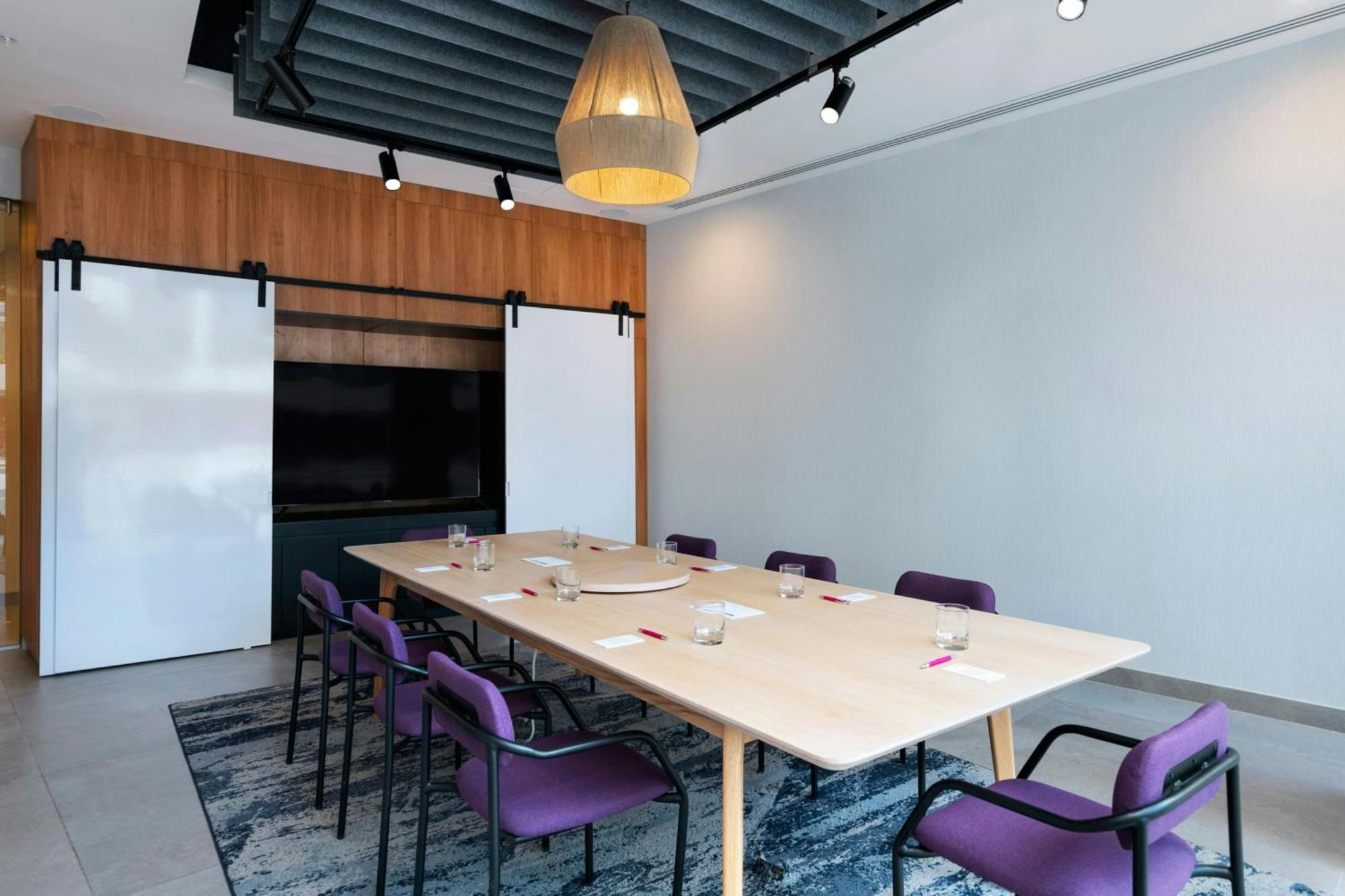 Aloft Playa Del Carmen Hotel ภายนอก รูปภาพ Meeting room at the University of Westminster