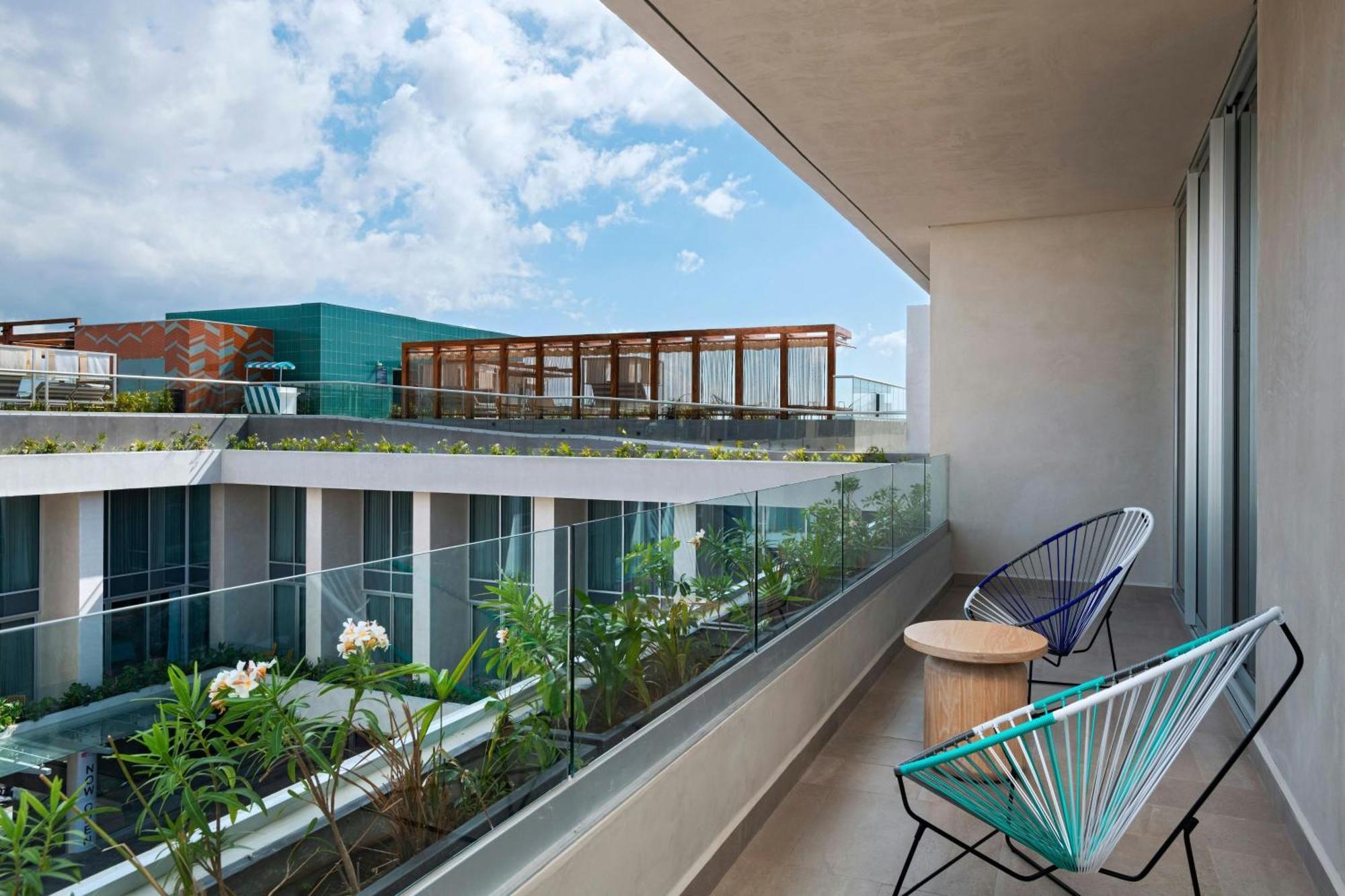 Aloft Playa Del Carmen Hotel ภายนอก รูปภาพ